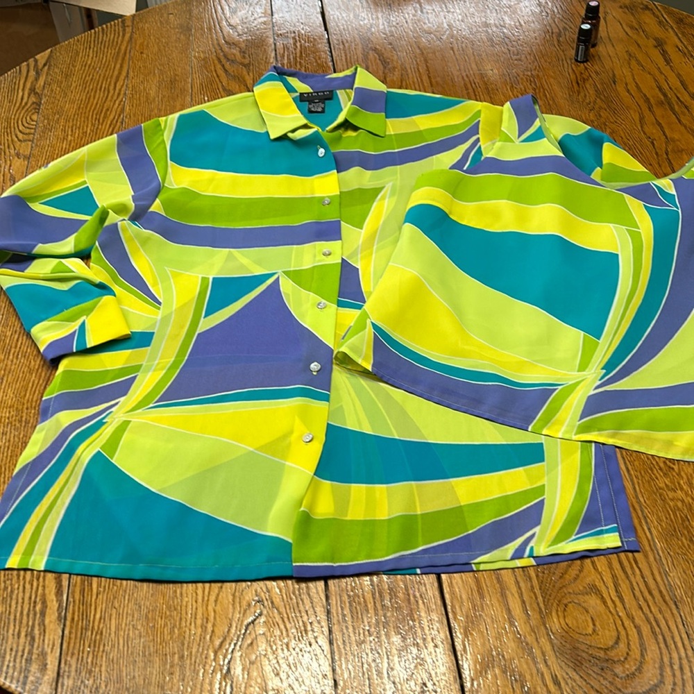 Virgo Vintage purple, green, teal blouse set. Size 12. Great condition.
